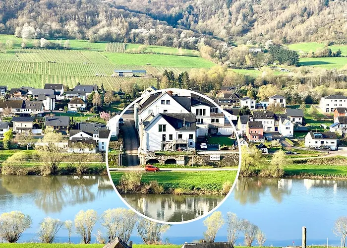 Besondere Moselhaus-mosel Ultranah Luxus Mosel Casa de Férias Kinheim
